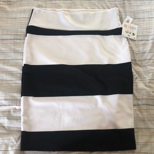 LulaRoe Cassie XL